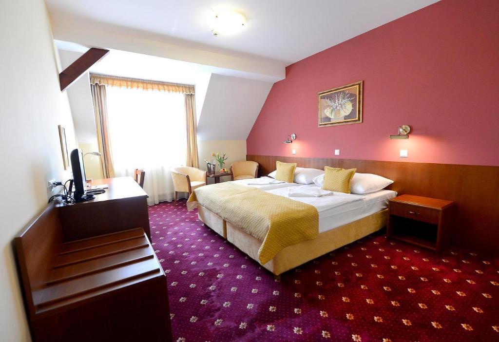 Hotel Tilia Pezinok Eksteriør bilde