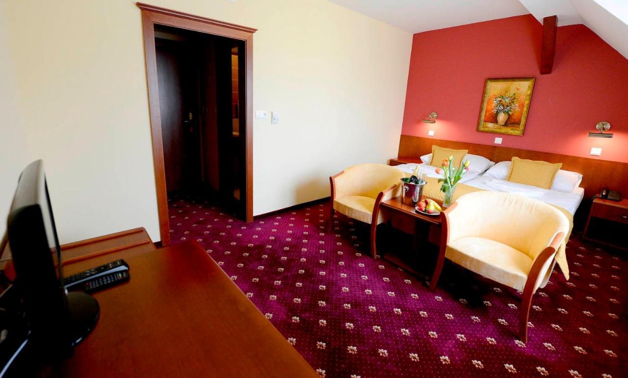Hotel Tilia Pezinok Rom bilde